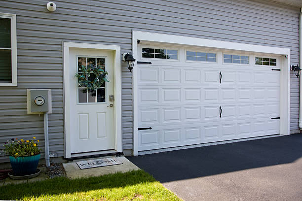 24/7 Emergency Garage Door Panel Replacement experts in Fort Gibson, OK